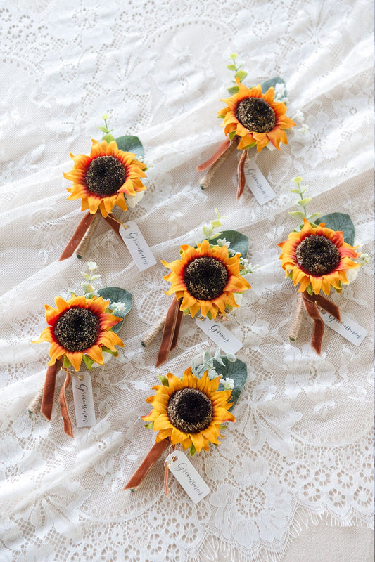 Boutonnieres in Sunflower