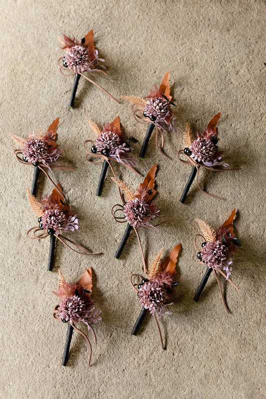 Boutonnieres for Guests in Twilight Purple & Harvest Orange